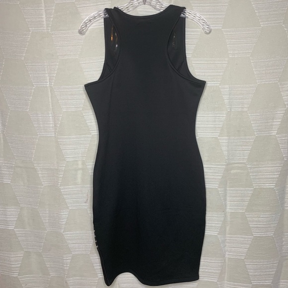 Black dress🌑🌚 - Picture 2 of 4